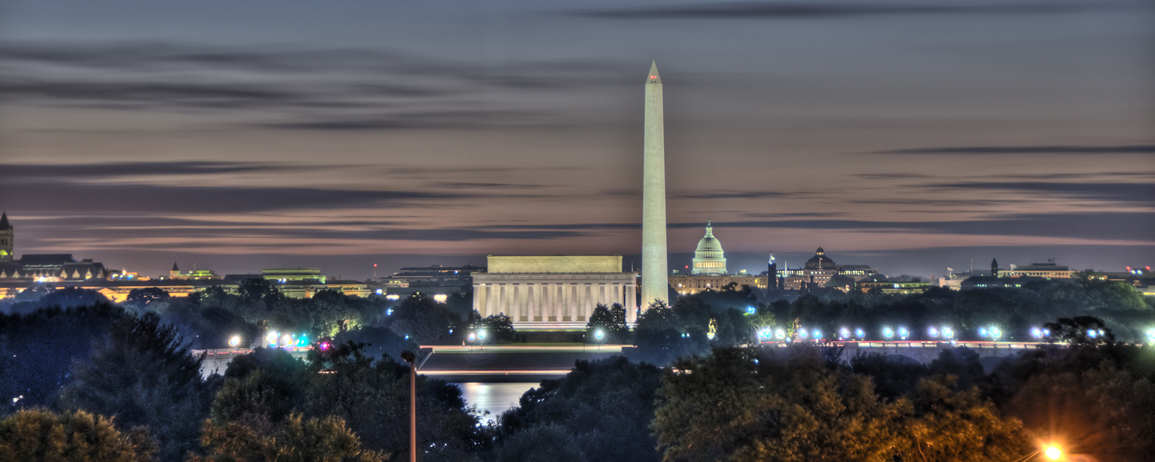 DC Skyline al crepuscolo